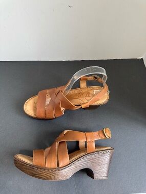 Born Womens Carmo Leather Sandals Size 8M